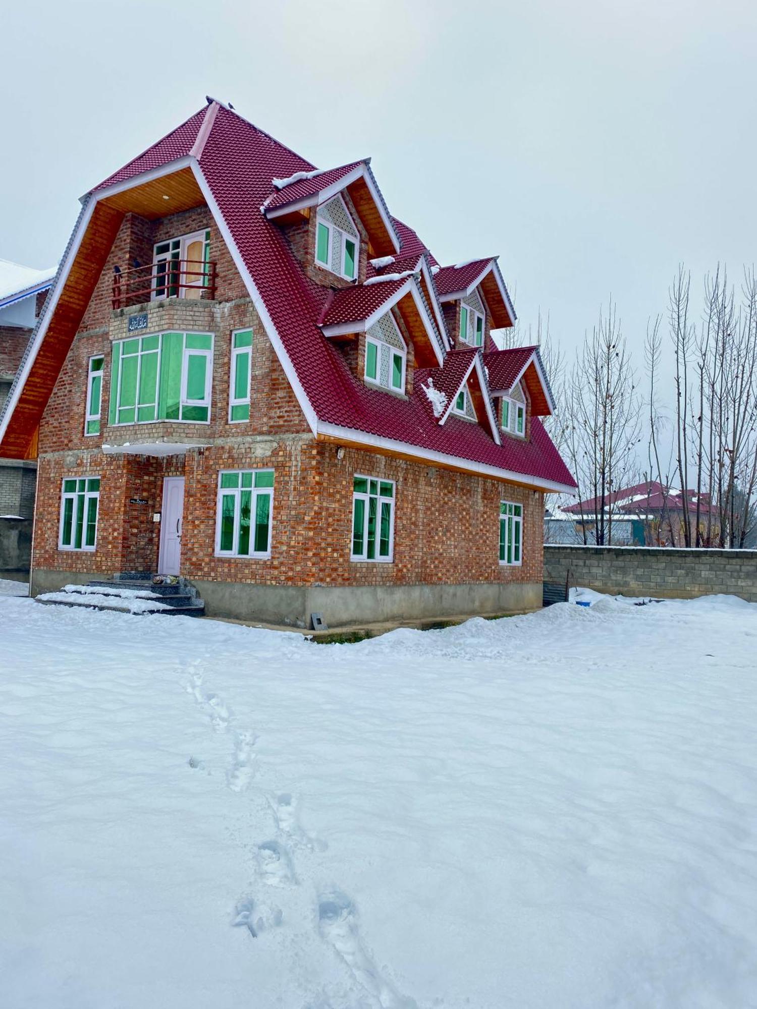 Al Jalal Resort Srīnagar Kültér fotó