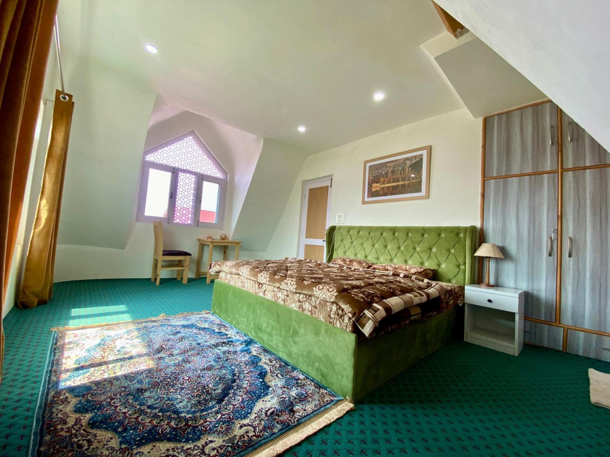 Al Jalal Resort Srīnagar Kültér fotó