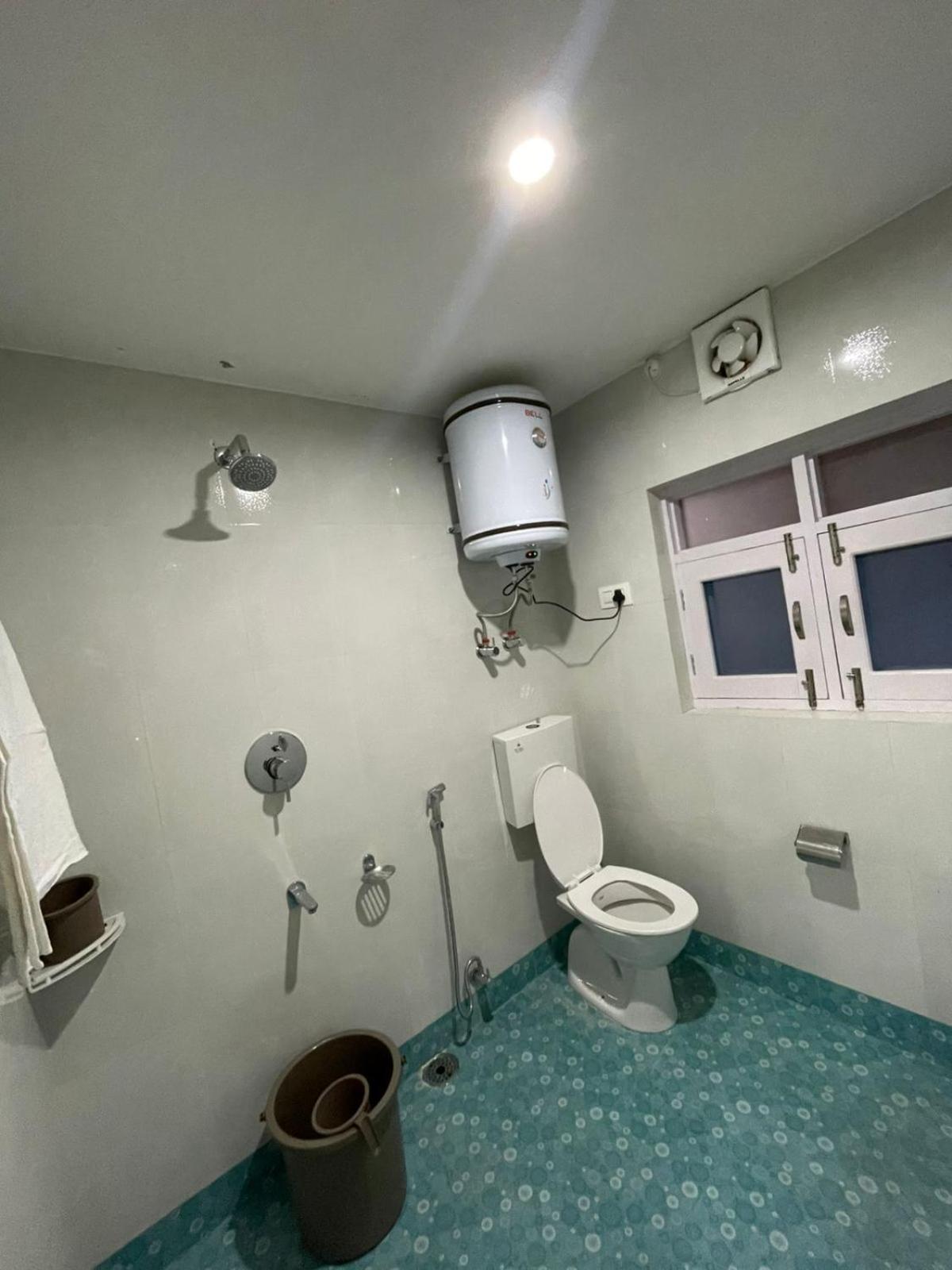 Al Jalal Resort Srīnagar Kültér fotó
